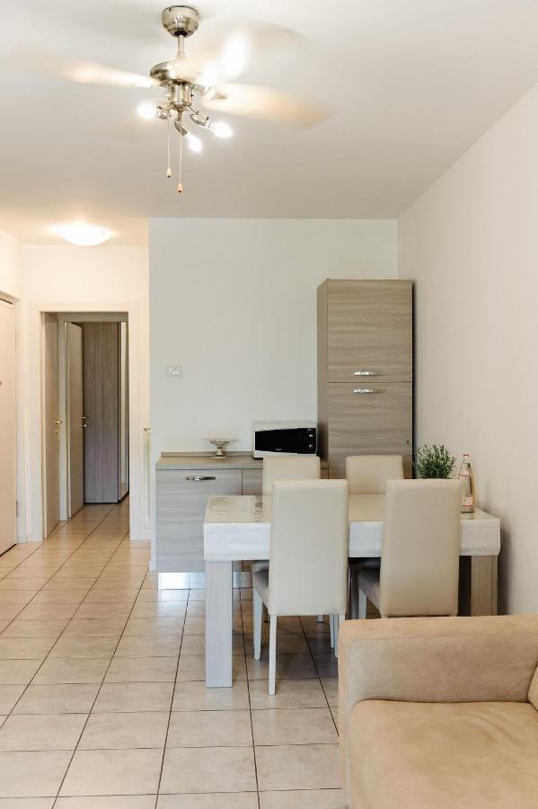 Appartamento Afrodite Desenzano del Garda Exterior photo